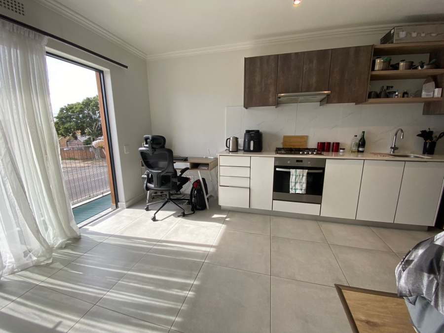 To Let 1 Bedroom Property for Rent in Table View Western Cape